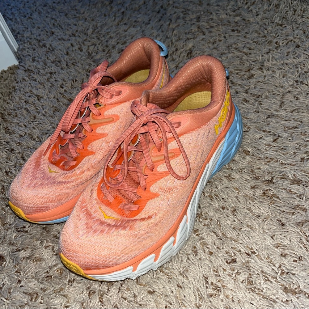 Hoka Graviota Shell Coral/Peach size 8
